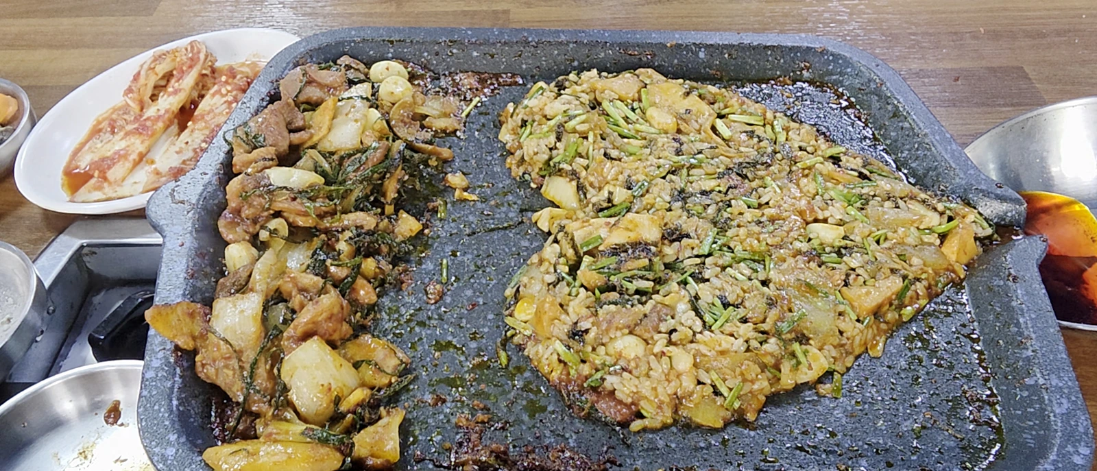 Heart-shaped fried rice